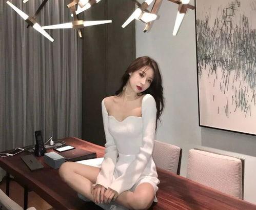 妖娆网红照片,妖娆网红照片背后的时尚魅力解析