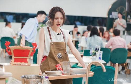 靳梦佳个人资料,多才多艺的青春偶像，闪耀舞台的璀璨之星